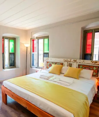 Latibule Macaron Guest House - Pensions
