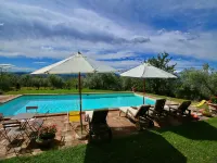 Farmhouse in Todi with Pool & Theater Nearby