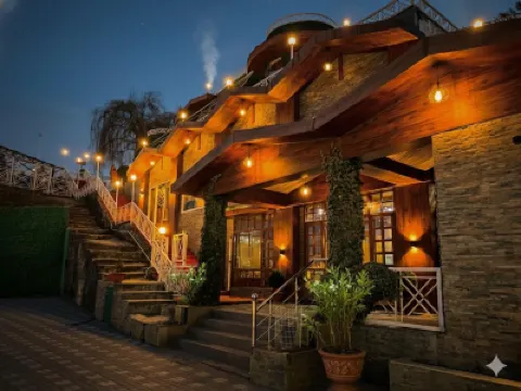 Galleu Hill Resort by la Riqueza Hotels - Walking from Kids Adventure Park Hotels in 
