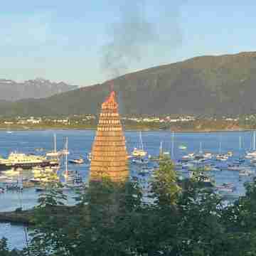 Two-bedroom apartment with loft Others