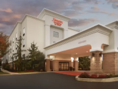 Hampton Inn & Suites Cleveland-Mentor Hotels in Mentor