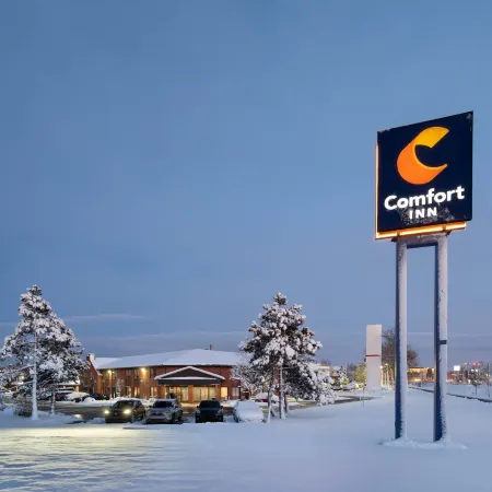 Comfort Inn South Shore Отели рядом с достопримечательностью «Улица Шербрук»
