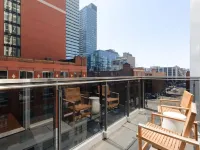 Nester Finn Entertainment District Hotels near Metro Hall