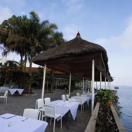 Lewi Resort and Spa
