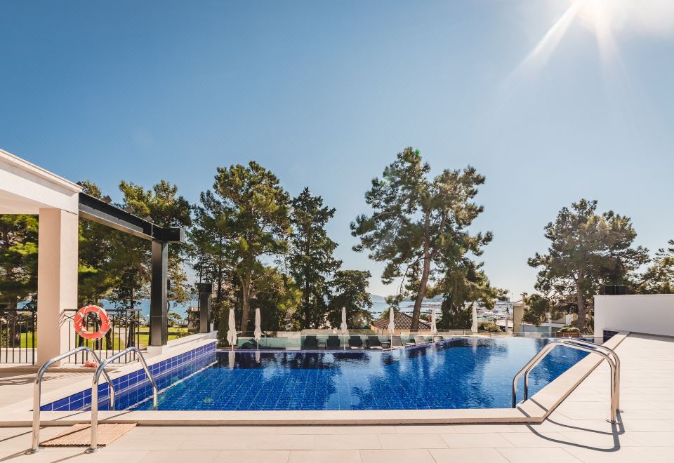 Hotel Budva - Housity