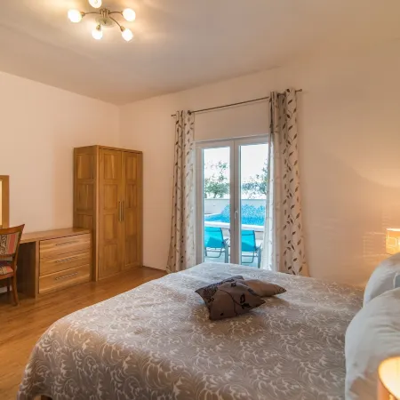 Mirca in Supetar With 7 Bedrooms and 6 Bathrooms Hotels in Mirca