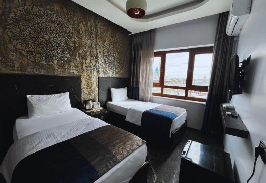 메바 오텔 코냐