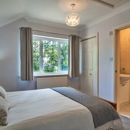Cottage in Whitestone With Garden & Games Room