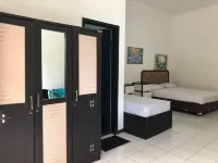 Sinar Express Villa - Pysäköinti