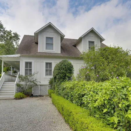 Bright St Simons Island Escape Walk to the Beach