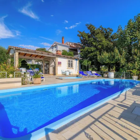 Apartments Ankica