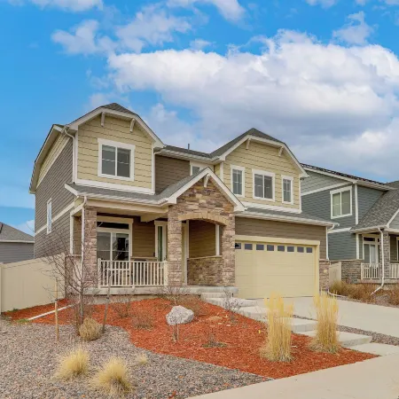 Modern Aurora Home 17 Mi to Downtown Denver!