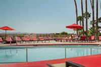 Golden Nugget Laughlin - Pools