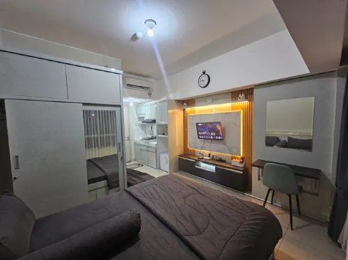SpringLake Summarecon by Arka Rooms