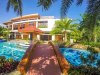 Calinisan Resort Hotel Inc. - Uima-altaat