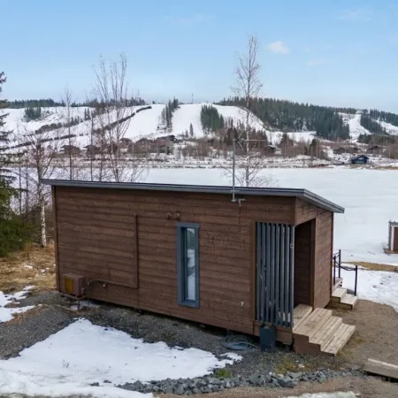 Private & Luminous Suite with lake views