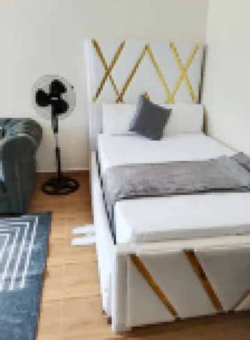 Chi Suites