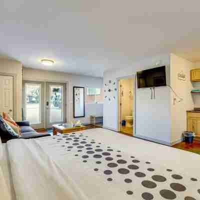 Cozy apartment in charming Moab Downtown with kitchen and great fruit backyard, Rooms