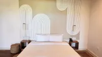 Zahari Oceanfront - 2-Star