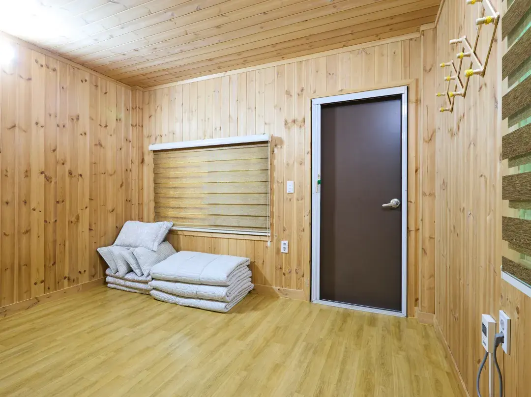 Yeongju Sobaeksan Biro Auto Park Camping & Pension - Gumi