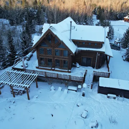 1800wm WM Dream Home in National Forest