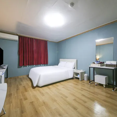Yucheon Dongseong Motel