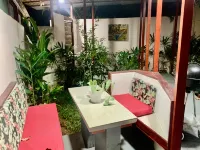 Uva Blue Villas - Pool House - AC, 3 Ensuite bedrooms, 8 guests, Koi Fish Pond