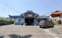 RedDoorz Near Jawa Timur Park 1
