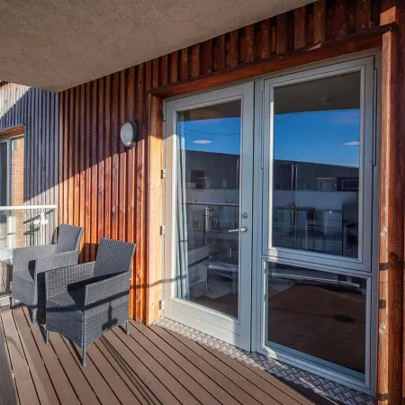 Stunning 2BR Flat With Balcony