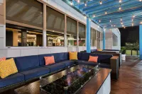 Tru by Hilton Greenville Woodruff Road - parkir