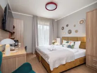 Muselet Adults Only Hotels near Ferry