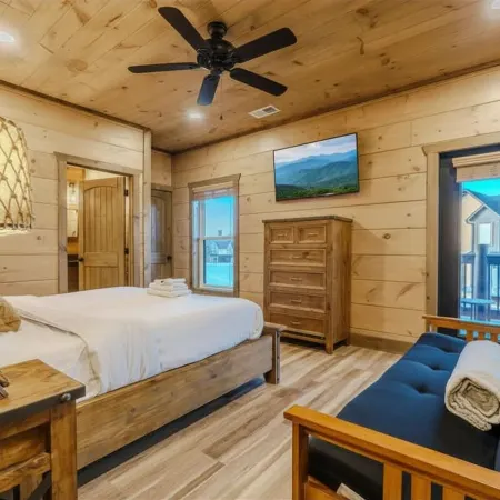 NEW 12br Lux Lodge Private Pool-mtn Views