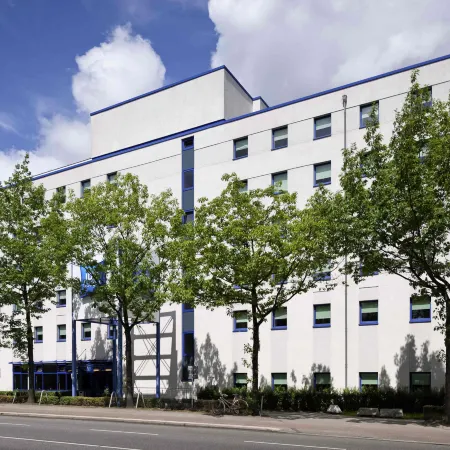 Ibis Budget Hamburg Altona Отели рядом с достопримечательностью «Станция метро Osterstraße»