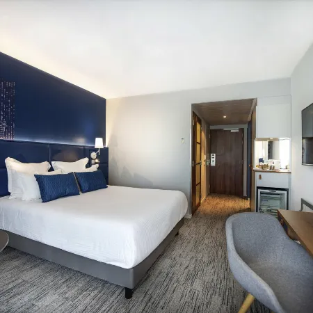 Hôtel Mercure Toulon la Seyne-Sur-Mer Отели в г. Ла-Сейн-сюр-Мер