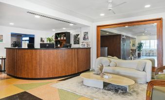 Townhouse Hotel