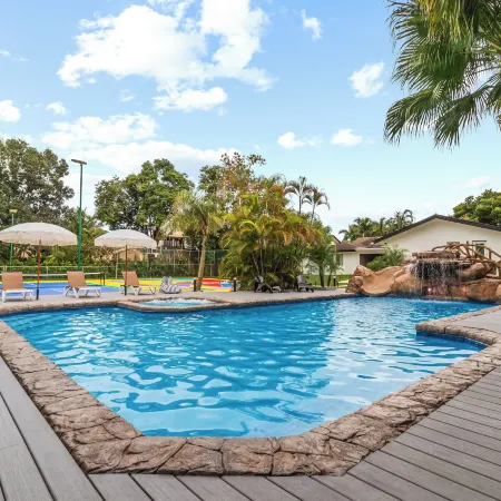 Waterfall Villa | Multi Court •Watersilde •Cinema