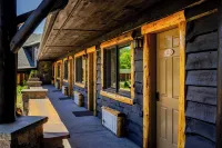 Adirondack Spruce Lodge