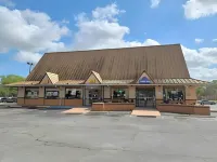 Tampa Inn Near Busch Gardens - Motels