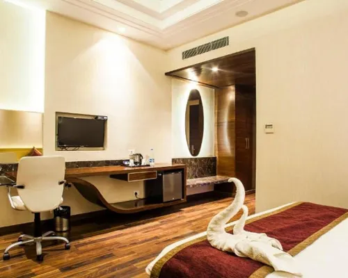 Hotel Lakhdatar Hotels in Sikar