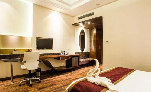 Hotel Lakhdatar