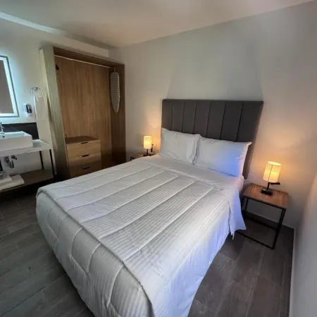 San Jeronimo Suites