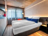 Savoy Hotel Hotels near Stadel Museum