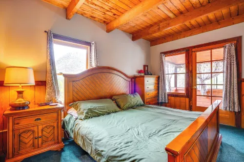 Bisbee Vacation Rental w/ Mountain Views & Sunroom - Homestays