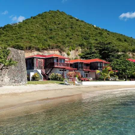 Fort Recovery Beachfront Villa & Suites Hotel