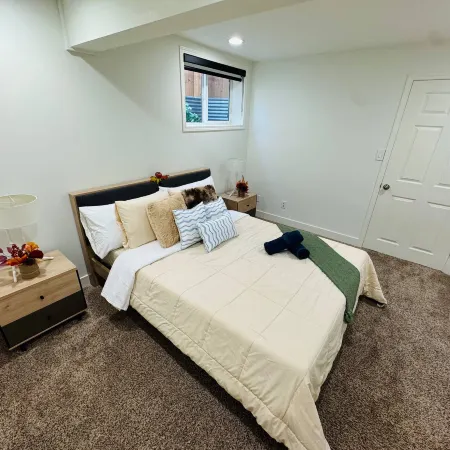 Luxury Loft 2 Bdrm near major city attractions