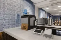 Best Western Premier Empire State Hotel - Bares