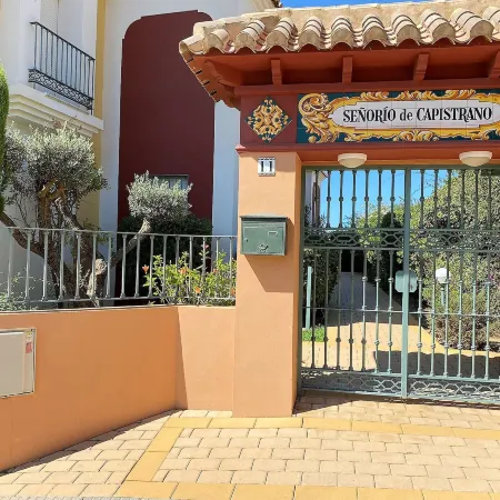Senorio de Capistrano by Casasol