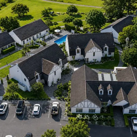 Camden Valley Inn