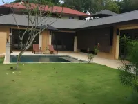 Alanta Pool Villa - Ramah Hewan Peliharaan