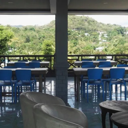 Sunrise Hotel Labuan Bajo